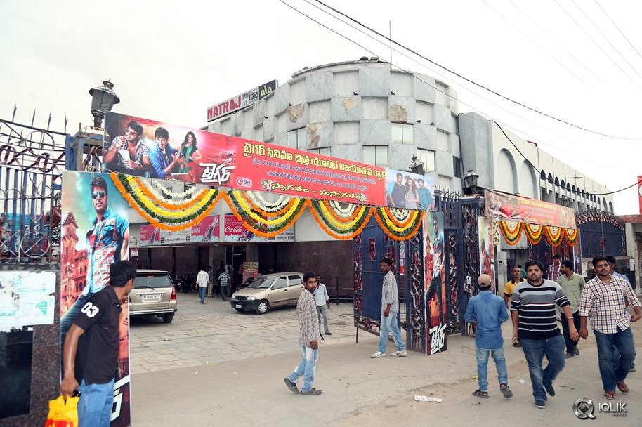 Tiger-Movie-Success-Tour